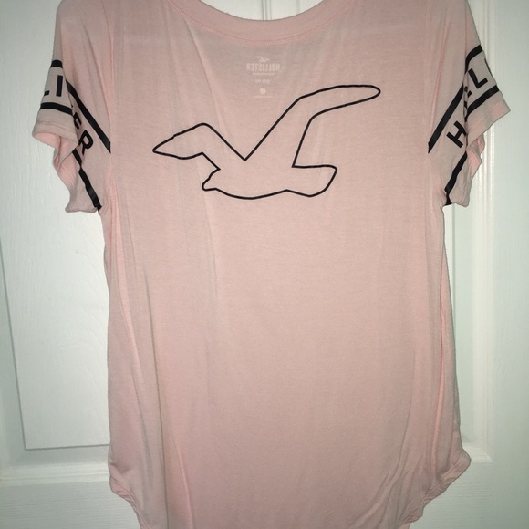 Hollister shortsleeve t-shirt - Picture 2 of 2